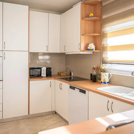 Sandoa - Beachfront * Minia