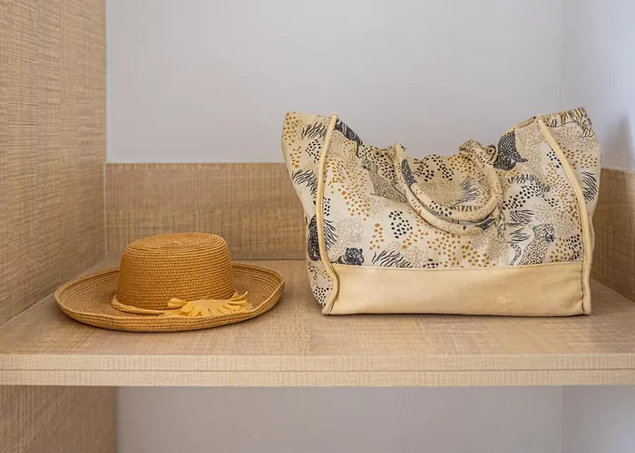 Sandoa - Beachfront Appartement *