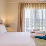 Sandoa - Beachfront *