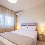 Sandoa - Beachfront *