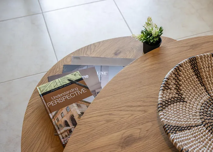 Sandoa - Beachfront Διαμέρισμα