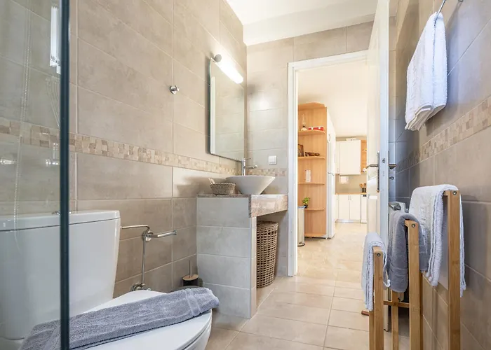 Sandoa - Beachfront 公寓