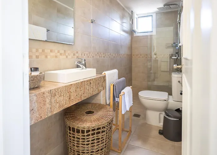 Sandoa - Beachfront *