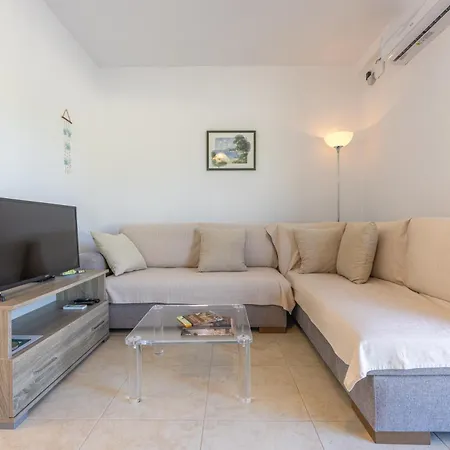 Sandoa - Beachfront Apartamento *