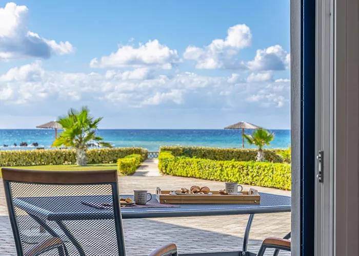 Apartment Sandoa - Beachfront Minia